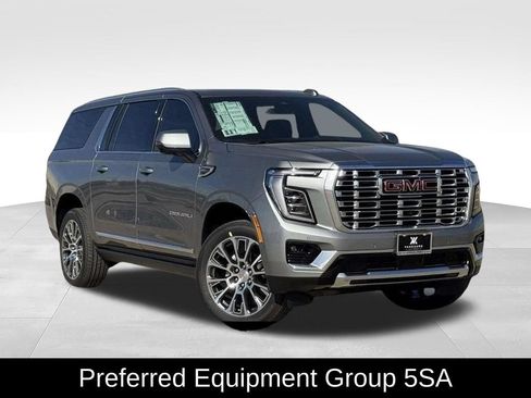 New 2026 GMC Yukon XL Denali w/ Sun & Power Step Package AWD/4WD image 2
