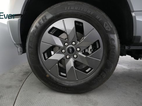 Used 2024 Ford F150 Lightning Flash AWD/4WD image 13