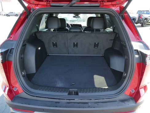 Used 2025 Chevrolet Equinox LT w/ Convenience Package II AWD/4WD image 17