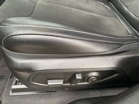 Certified 2024 Jeep Grand Cherokee Altitude image 22