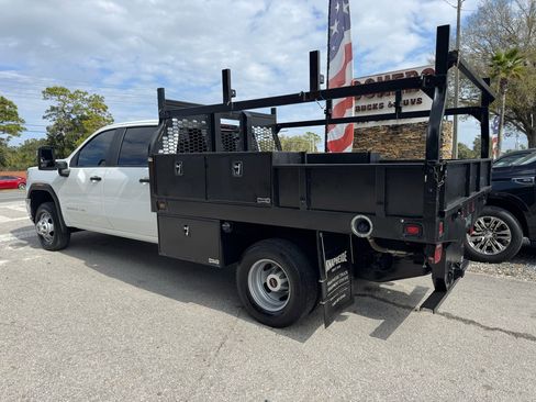 Used 2021 GMC Sierra 3500 2WD Crew Cab w/ Convenience Package image 22