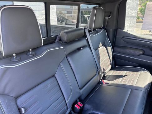 Used 2024 GMC Sierra 1500 AT4X AWD/4WD image 36