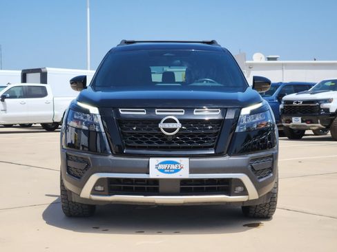 Used 2025 Nissan Pathfinder Rock Creek AWD/4WD image 2