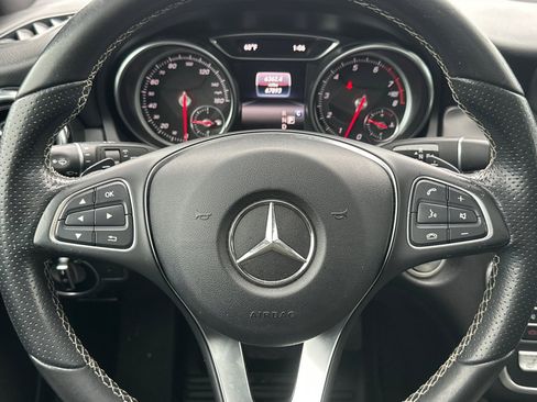 Used 2018 Mercedes-Benz GLA 250 4MATIC image 23