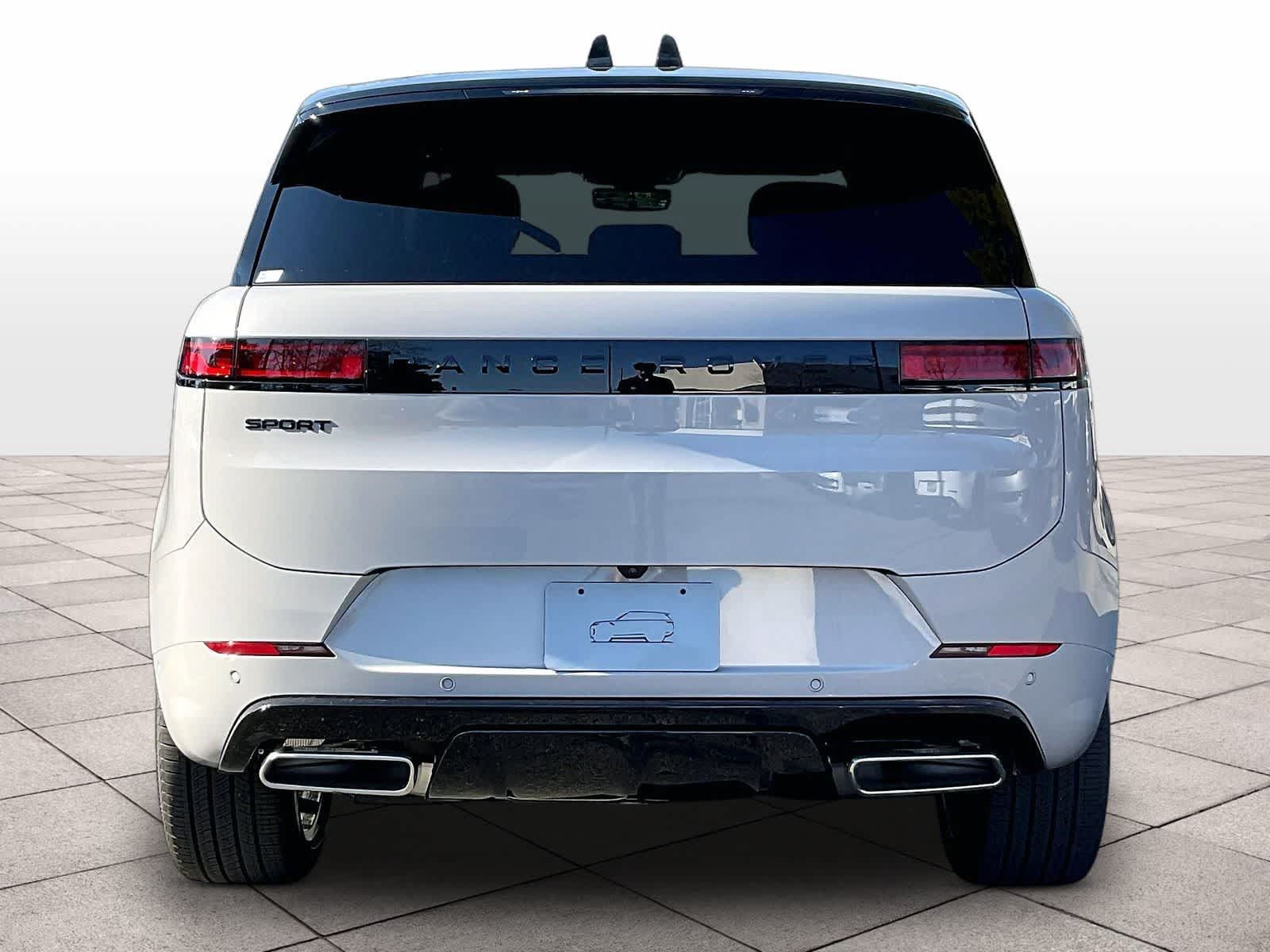 New 2026 Land Rover Range Rover Sport Dynamic SE AWD/4WD image 6