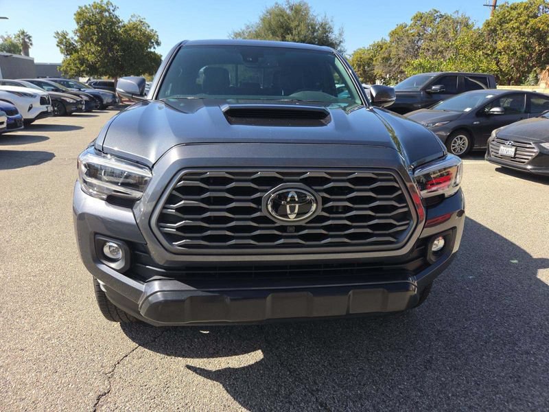 Certified 2023 Toyota Tacoma TRD Sport w/ TRD Premium Sport Package AWD/4WD image 6