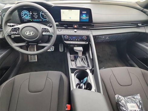 New 2025 Hyundai Elantra SEL w/ Cargo Package image 12