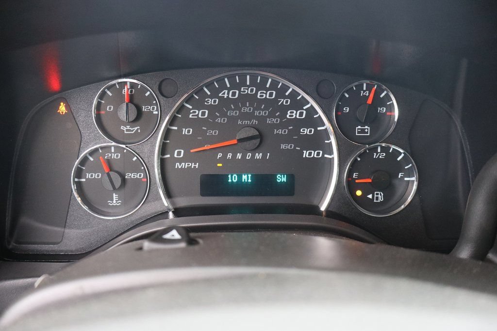 New 2025 Chevrolet Express 2500 w/ Driver Convenience Package RWD image 28