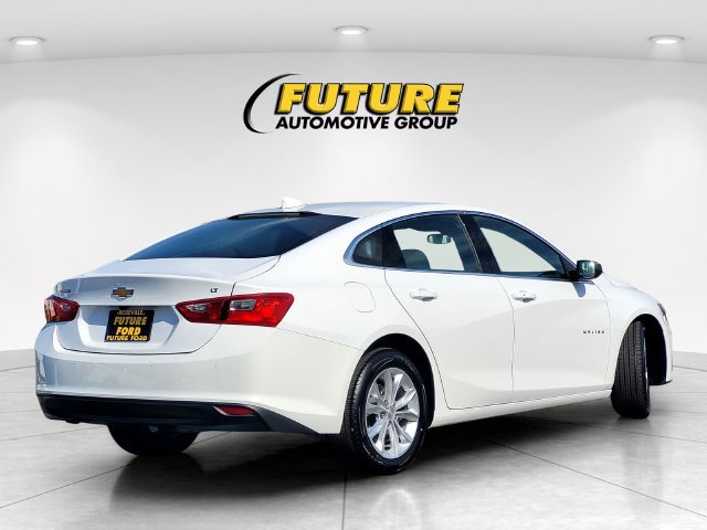 Used 2025 Chevrolet Malibu LT FWD image 4