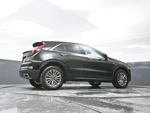 Used 2025 Cadillac XT4 Premium Luxury image 50