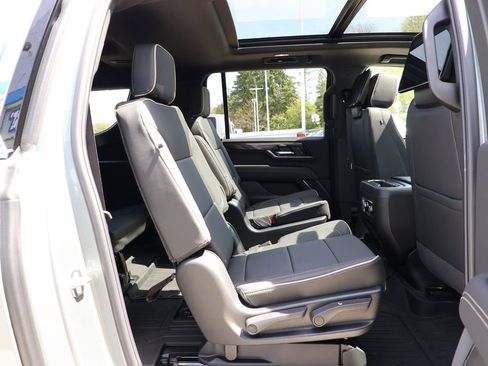 New 2026 GMC Yukon XL Elevation AWD/4WD image 42