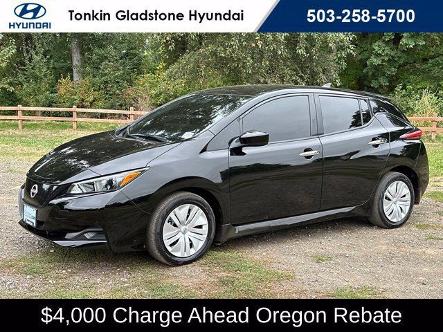 Used 2025 Nissan Leaf S FWD image 5