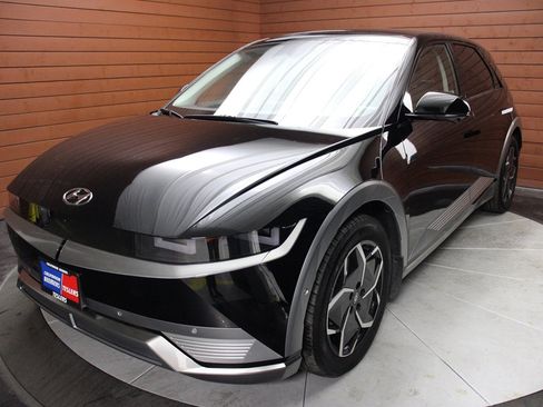 Used 2024 Hyundai Ioniq 5 Limited image 5