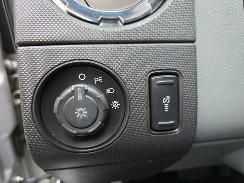 Used 2011 Ford F250 XLT w/ XLT Interior Pkg image 32