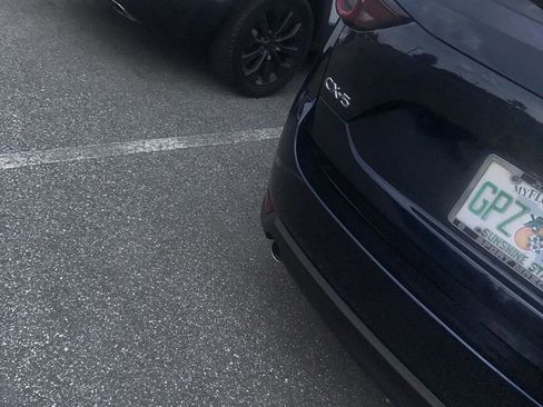 Used 2020 MAZDA CX-5 Touring image 5