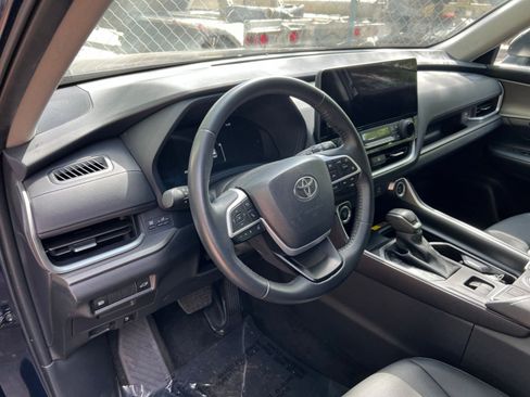 Used 2025 Toyota Grand Highlander FWD image 38