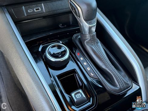 Certified 2024 Chevrolet Colorado ZR2 w/ ZR2 Convenience Package III image 21