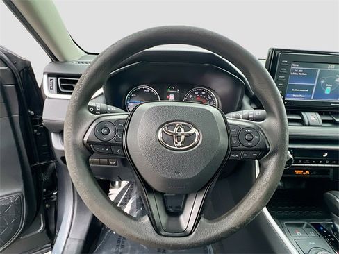 Used 2020 Toyota RAV4 XLE image 11