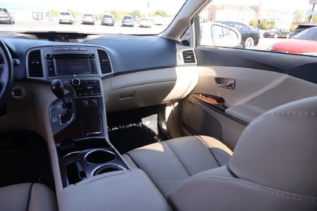 Used 2013 Toyota Venza XLE w/ XLE Premium Pkg AWD/4WD image 29