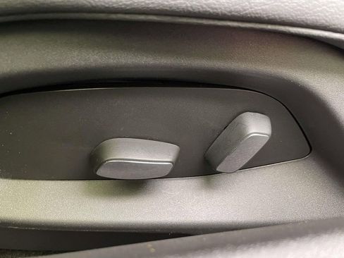 Used 2025 Chevrolet Corvette Z06 image 17