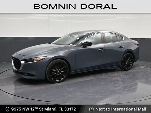 Used 2022 MAZDA MAZDA3 s FWD image 1