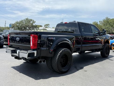 Used 2025 Ford F350 XLT AWD/4WD image 3