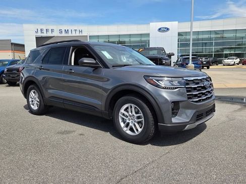 New 2026 Ford Explorer Active RWD image 33