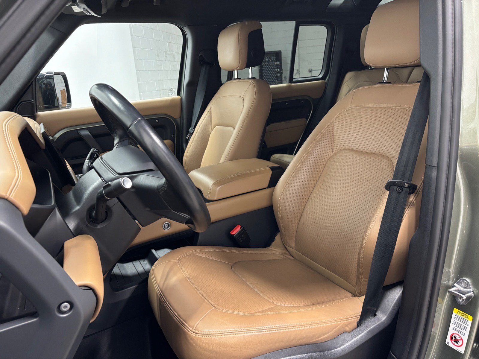 Used 2025 Land Rover Defender 110 S AWD/4WD image 23