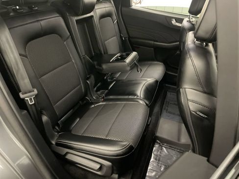 Used 2025 Ford Escape SE FWD image 20