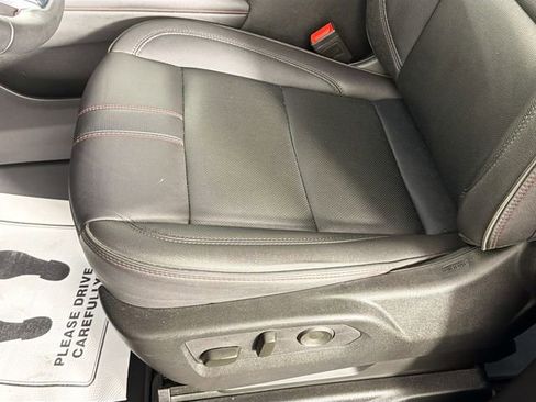 Used 2025 Chevrolet Tahoe RST w/ Comfort Package image 19