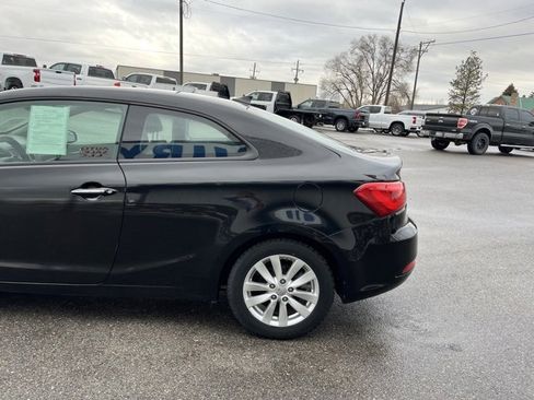 Used 2016 Kia Forte Koup EX w/ EX Premium Package image 9