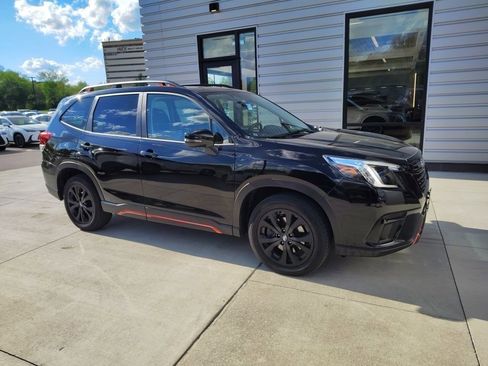Used 2023 Subaru Forester Sport AWD/4WD image 2