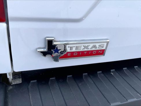 Used 2018 Ford F150 XLT w/ Equipment Group 302A Luxury RWD image 10