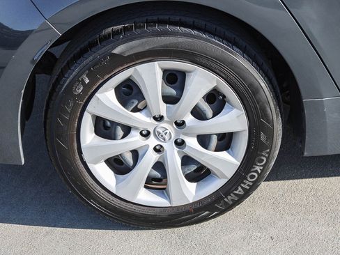 Used 2023 Toyota Corolla LE image 12