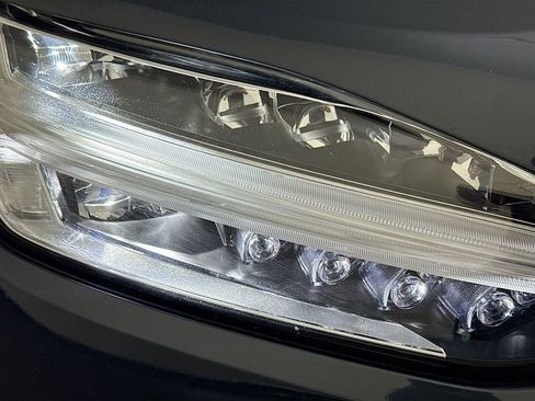 Used 2022 Volvo XC90 T6 Momentum w/ Advanced Package image 38