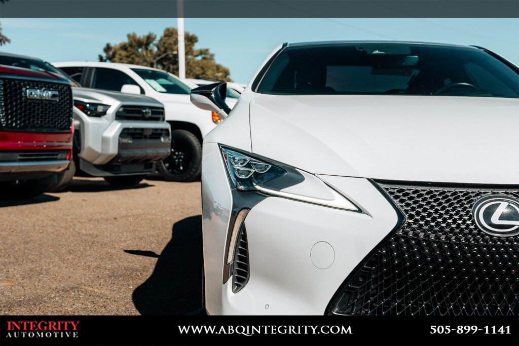 Used 2018 Lexus LC 500 Coupe w/ Touring Package RWD image 9