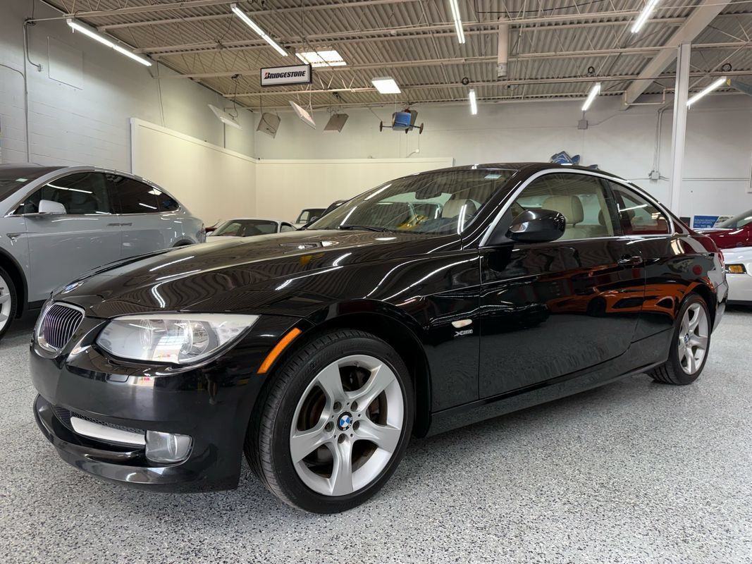 Used 2013 BMW 335i xDrive Coupe AWD/4WD image 1