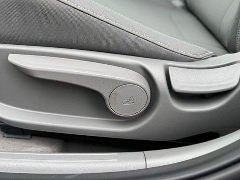 New 2026 Hyundai Elantra Sport FWD image 16