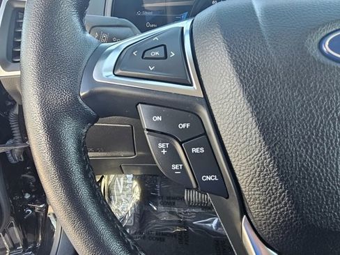 Used 2022 Ford Edge SEL w/ Convenience Package image 27