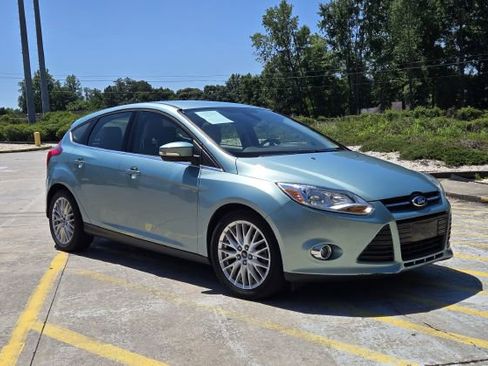 Used 2012 Ford Focus SEL FWD image 3