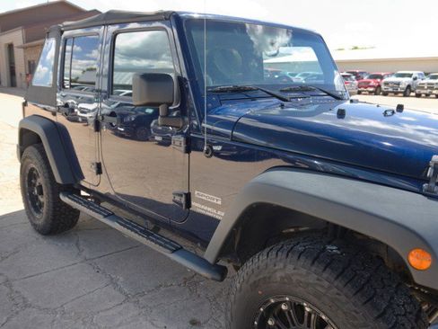 Used 2013 Jeep Wrangler Unlimited Sport w/ PWR Convenience Group AWD/4WD image 10