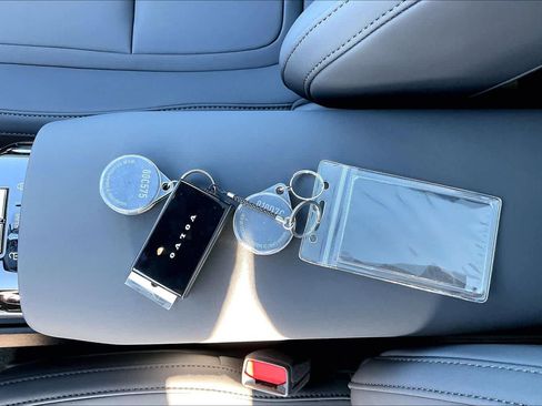 New 2025 Volvo EX30 Plus w/ Protection Package Premier image 35