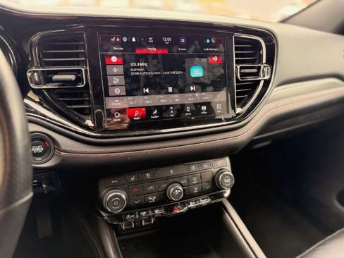 Used 2023 Dodge Durango GT image 16