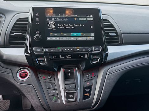 Certified 2024 Honda Odyssey Sport image 12