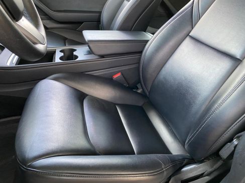 Used 2022 Tesla Model 3 Long Range image 26