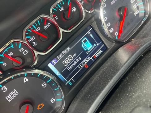 Used 2017 Chevrolet Silverado 1500 LT w/ Texas Edition RWD image 3