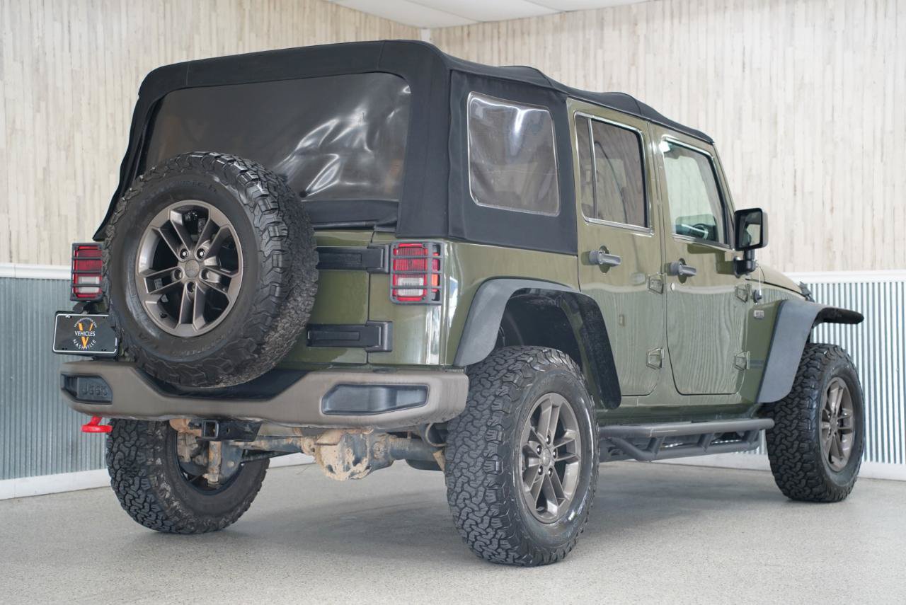 Used 2016 Jeep Wrangler Unlimited Sahara AWD/4WD image 10