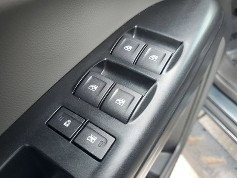 Used 2019 Chevrolet Colorado W/T w/ WT Convenience Package RWD image 21