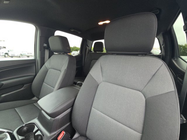Used 2026 Chevrolet Colorado W/T w/ WT Convenience Package II AWD/4WD image 19