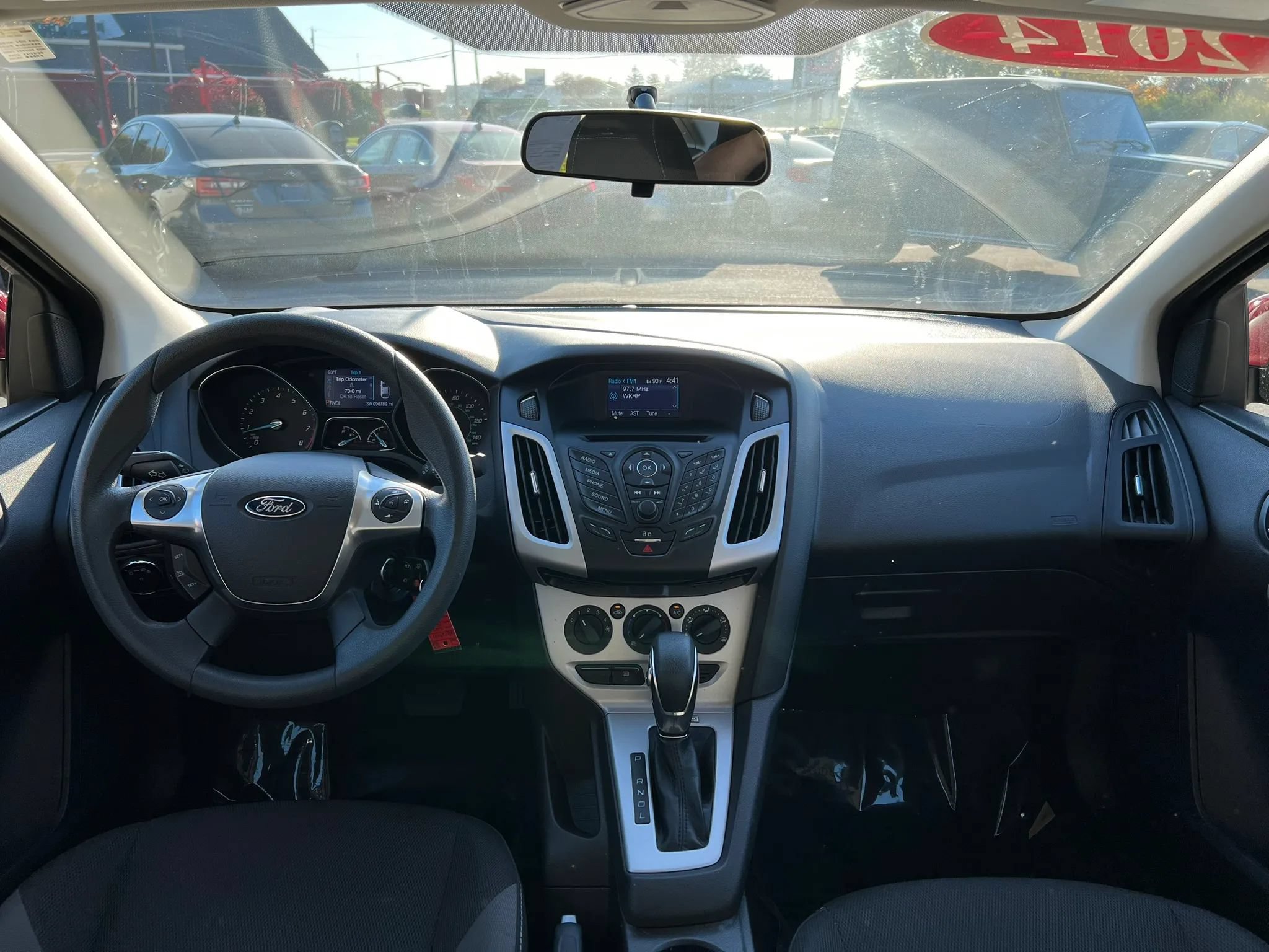 Used 2014 Ford Focus SE FWD image 13